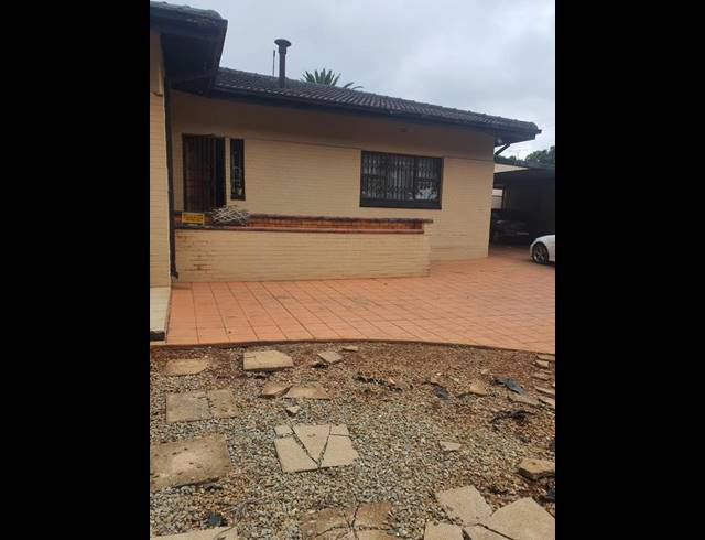 3 BEDROOM HOUSE FOR SALE IN FLORIDA